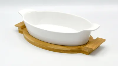 Produktbild von FLORINA Auflaufform Backform Lasagneform Keramik oval 28,5cm mit Bambusuntersetzer PM311