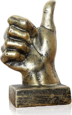Productafbeelding van Unyqoos® Handgesneden sculptuur "Duimpje omhoog" – Decoratieve handfiguur van hars, goudkleurig, 8,5 x 6 x 15 cm, motiverende decoratie voor kantoor en huis