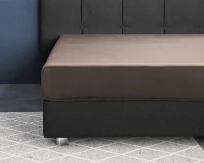Immagine prodotto di Lenzuolo sagomato in raso di alta qualità, colore taupe, dimensioni 70 x 200 cm