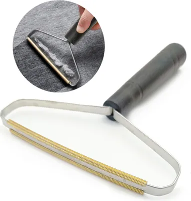 Image de Brosse, peigne, rouleau, rasoir pour enlever les cheveux et les poils