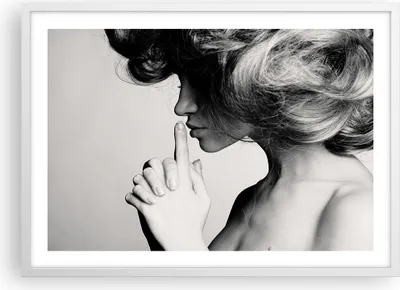 Produktbild von Gerahmtes Poster - Weißer Rahmen - Frau Modell - 70x50 cm - Wand Bild - Wanddeko - Wandbilder - Kunstposter - Wandposter - Bilderrahmen - Bilder - Kunstdruck - Wandbild - P2WAA70x50-3546