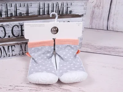 Produktbild von YO Kinder Mädchen Babyschuhe Weiche Sohle Sockenschuhe Lauflernschuhe Kinderschuhe Atmungsaktiv Anti-Rutsch Bodenschuhe Grau 23