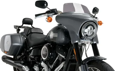 Produktbild von Windschild Puig High-Road Sport 223 x 400 mm mit ABE für Harley Davidson Softail Sport Glide Flsb Bj. 2018 - 2023