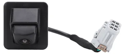 Immagine prodotto di La telecamera di retromarcia in metallo migliora la sicurezza di guida. Obiettivo grandangolare 95760 A7000. Sensori di parcheggio posteriori per Forte Sedan dal 2014 al 2016
