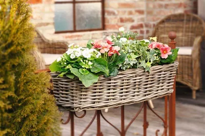Produktbild von Rattan Pflanzkasten "Koboo Grey" groß, grau, Balkonkasten mit Halterung, Blumenkasten für Draußen, Pflanzgefäß