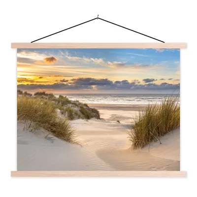 Produktbild von MuchoWow® Textilposter Strand - Düne - Gras - Sonnenuntergang - Meer 40x30 cm mit holzfarbenen Rahmen - Bilder