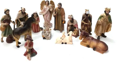 Produktbild von Krippenfiguren Set aus Polyresin, handbemalt.13 Teile, 10 cm.