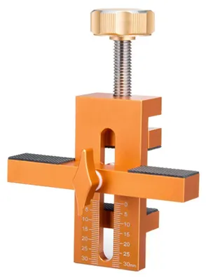 Imagen del producto de Montaje sencillo. Instalación fácil. Brazo de soporte de aluminio ajustable de 7 a 40 mm. Incluye abrazadera. Solución que ahorra tiempo. Adecuado para puertas de armario. Montaje de puertas