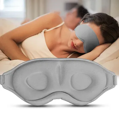 Produktbild von Schlafmaske für Seitenschläfer, atmungsaktive 3D-Schlafbrille für Damen und Herren mit verstellbarem Gummiband, lichtundurchlässig und atmungsaktiv, Augenmaske für Reisen, im Flugzeug oder im Büro, grau