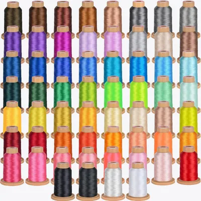 Imagen del producto de Kit de hilo para bordar - 60 bobinas - 100% poliéster - 800 metros por bobina - Alta resistencia a la rotura - Para máquinas de bordar y coser - Variedad de colores