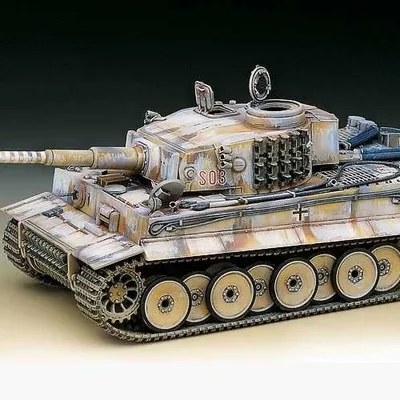 Obrázek produktu pro TIGER-I WWII TANK "EARLY-EXTERIOR MODEL" - Academy Model Kit tank 13264 1:35