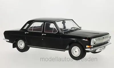 Produktbild von MCG 18013SWIG GAZ Wolga Volga M24 1967 schwarz graues Interieur 1:18
