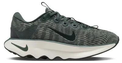 Produktbild von Nike Motiva Vintage Green Light Army Black (Women's) - EU 40