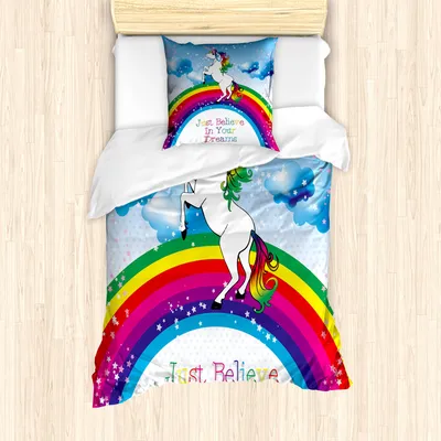 Produktbild von ABAKUHAUS Fantasie Mantele, Einhorn Regenbogen-Fantasie, Milbensicher Allergiker geeignet mit Kissenbezügen, 135 cm x 200 cm - 80 x 80 cm, Mehrfarbig