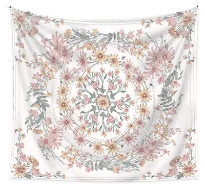 Obrázek produktu pro Nástěnná dekorace s motivem květů datury, polyester, rozměry 200x150 cm, pro stylovou bohémskou výzdobu