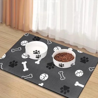 Zdjęcie produktu dla Szybkoschnąca mata dla psów 40 x 60 cm z antypoślizgowym spodem