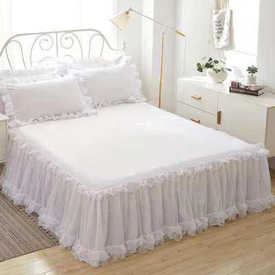 Produktbild von Bettrock Tagesdecke Ruffle – Prinzessinnen-Stil, Weiß, 200x220 cm – & Elegant