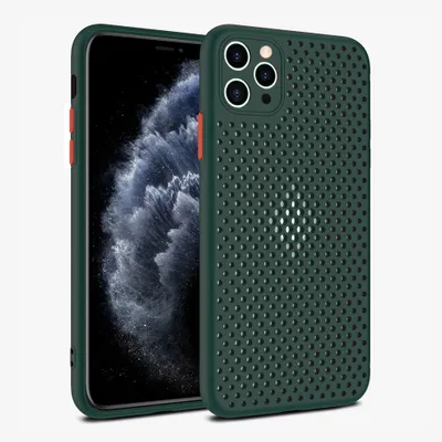 Obrázek produktu pro Silikonové pouzdro Smartphonica pro iPhone 11 Pro s otvory - tmavě zelené