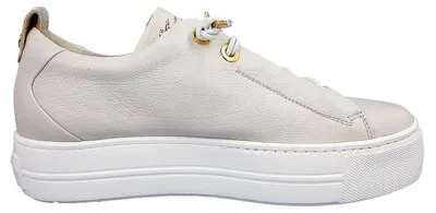 Imagen del producto de Zapatos deportivos para mujer de Paul Green, tipo botín con cordones, color beige, para uso casual