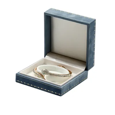 Produktbild von INF  Armbandbox aus blauem Samt