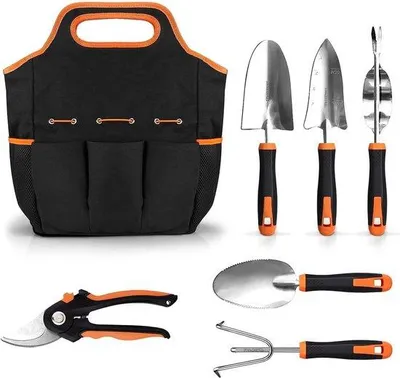 Image de Ensemble d'outils de jardinage Unyqoos® en acier inoxydable, comprenant 7 pièces : une cisaille de jardin, une grelinette, 3 pelles de jardin, un désherbeur et une sacoche de transport. Poignées ergonomiques en caoutchouc