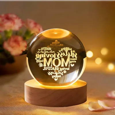 Geschenke für Mama, Herz-Kristallkugel mit 3D-Gravur, 6 cm Kristallkugel mit Holzsockel als Dekoration für das