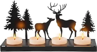 Produktbild von Unyqoos® Moderner Adventskerzenhalter aus schwarzem Metall mit Rentier- und Tannenmotiv – 4-flammig, 22 x 6 x 11,5 cm, für Kerzen Ø ca. 4 cm