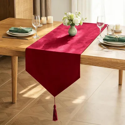 Obrázok produktu pre Červený obrus na stôl, 35 x 240 cm, s vzhľadom zamatovej látky a s franjami