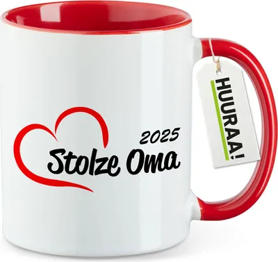 Produktbild von Huuraa Kaffeetasse Stolze Oma 2025 Herz 330ml Rot Keramik Kaffeebecher Geschenkidee