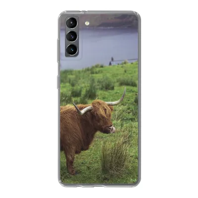 Produktbild von MuchoWow® Handyhülle Schutzhülle Hülle für Samsung Galaxy S21 Plus Schottische Highlander - Gras - Wasser - Tiere Silikon Softcase Handy Hülle - Handy-Tasche