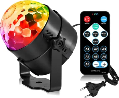 Produktbild von Discokugel LED Party Lampe Musikgesteuert Disco Lichteffekte Discolicht mit 7 Farbe RGB 360° Drehbares Partylicht mit Fernbedienung für Weihnachten