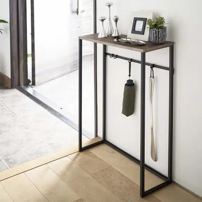 Obrázok produktu pre Yamazaki Home Konzolový stolík do predsiene kovový s drevenou policou 4 háčiky 80 cm čierny