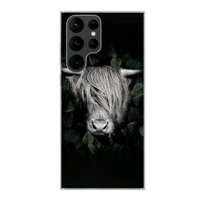 Produktbild von MuchoWow® Handyhülle Schutzhülle Hülle für Samsung Galaxy S22 Ultra Schottischer Highlander - Blätter - Porträt Silikon Softcase Handy Hülle - Abbildung