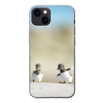 Produktbild von MuchoWow® Handyhülle Schutzhülle Hülle für iPhone 13 Junge - Sand - Vögel Silikon Softcase Handy Hülle - Karteninhaber