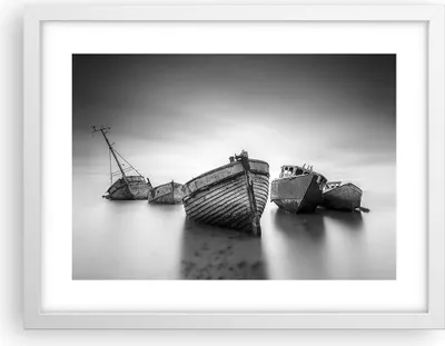 Produktbild von Gerahmtes Poster - Weißer Rahmen - £ódŸ Wrack Schiff - 40x30 cm - Wand Bild - Wanddeko - Wandbilder - Kunstposter - Wandposter - Bilderrahmen - Bilder - Kunstdruck - Wanddekoration - P2WAA40x30-4999
