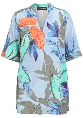 Produktbild von Feminine Bluse mit Blätter-Print in Pastellfarben, Rückenpasse mit Falte