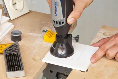 Obrázek produktu pro DREMEL Řezací frézka 562 3,2 mm pro dlaždice