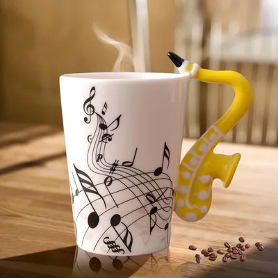 Kaffeetasse mit Saxofonhenkel, Notenmotiv, 250 ml, Gelb