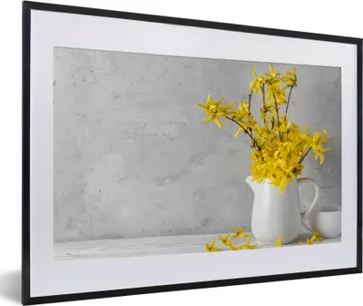 Produktbild von MuchoWow® Gerahmtes Poster Blumen - Gelb - Stilleben 60x40 cm - Poster mit Schwarzem Bilderrahmen Wandposter Rahmen Foto Bilder - Schlafzimmer - Plakat in Rahmen - Drucken
