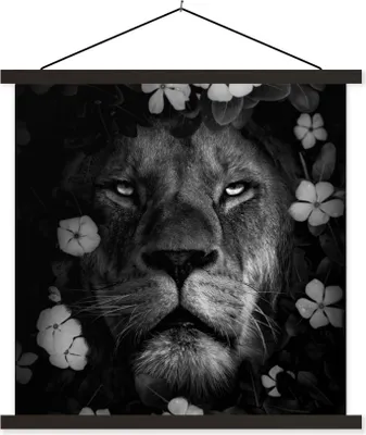 Produktbild von MuchoWow® Textilposter Blumen - Dschungel - Löwe - Schwarz - Weiß 120x120 cm mit schwarzem Rahmen - Aufhängungsset