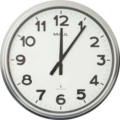 Produktbild von MAUL Wanduhr MAULride Ø 61 x 7.1 cm funkgesteuert Kunststoff 1 x AA (1.5 V) silber