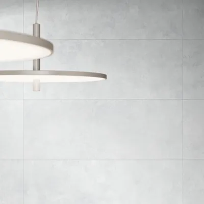 Imagen del producto de CASA39. Gres porcelánico de color sólido, azul, 30x60 cm. Destacado de Love Tiles
