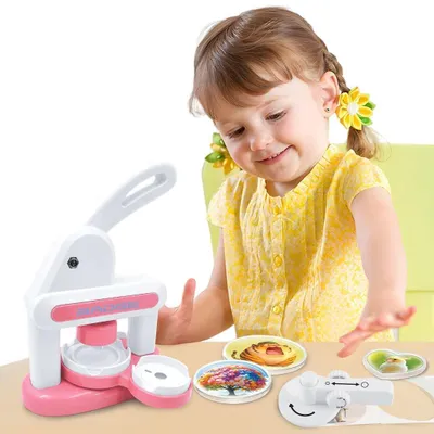 Produktbild von ZELURXX DIY Kunststoff Badge Maker Set für Kinder, manuelle 3-in-1 Button Maschine, Bastelset, Kühlschrankmagnet, Geschenk, ab 4 Jahre, Rosa