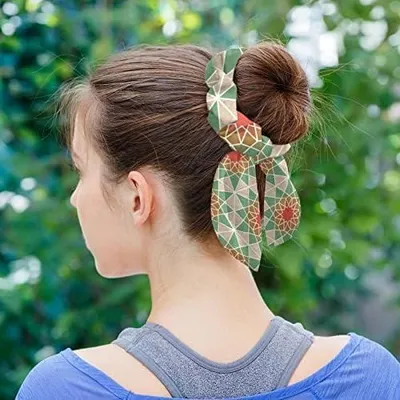 Produktbild von 6 Haargummis mit Zuckerschädel- und Rosenmuster, Haarschal mit Schleife, elastische Haargummis und Pferdeschwanzhalter für Frauen, Teenager und Mädchen