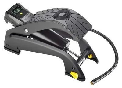 Produktbild von MICHELIN Fußluftpumpe mit digitalem Manometer Einzylinder 7 bar schwarz