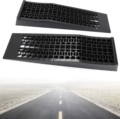 Zdjęcie produktu dla Rampa najazdowa do 3T 2 rampy najazdowe z tworzywa sztucznego Rampa samochodowa Rampa samochodowa z tworzywa sztucznego o wysokiej wytrzymałości