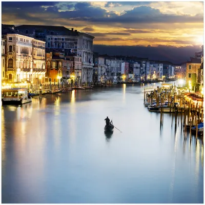 Produktbild von Wallario Memoboard Magnettafel aus Glas, Größe 50 x 50 cm, Motiv Canal Grande in Venedig am Abend mit untergehender Sonne