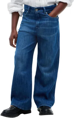 Immagine prodotto di Tommy Hilfiger, jeans modello Mabel, colore blu scuro, taglia 8 anni, vestibilità comoda, in denim