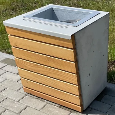 Produktbild von Casa Padrino Park Abfallbehälter Naturfarben / Grau / Silber H. 60 cm - Stadt Abfalleimer - Beton Mülleimer