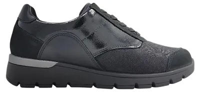 Imagen del producto de Zapatos deportivos de cordones para mujer Waldläufer modelo K-Ramona, color negro, ideales para uso diario